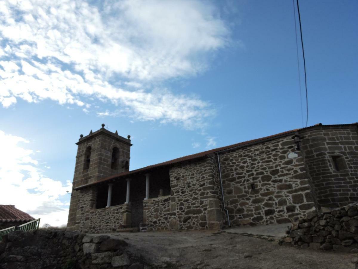 בית הארחה Navasequilla 	Casa Sierra De Gredos מראה חיצוני תמונה