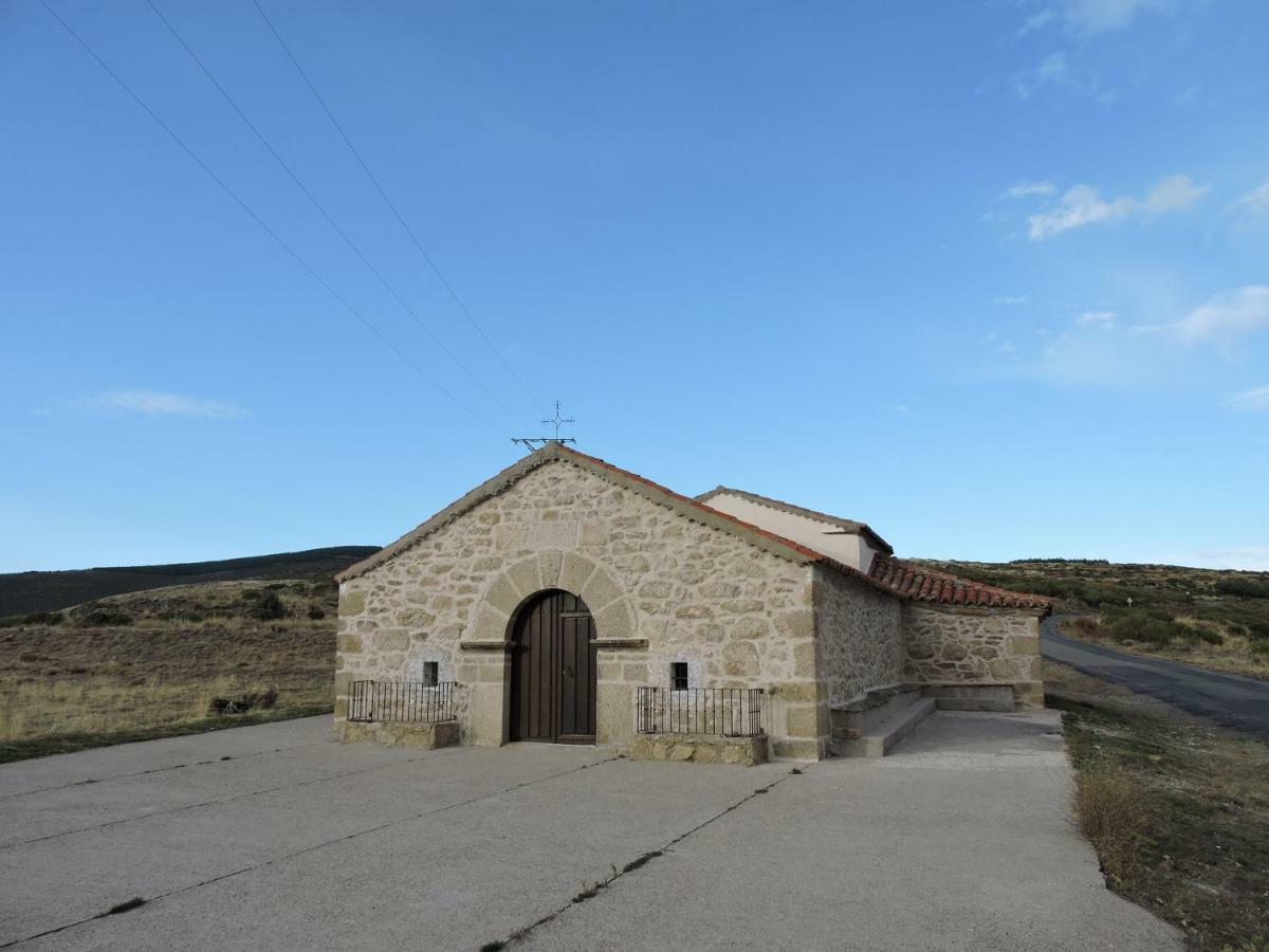 בית הארחה Navasequilla 	Casa Sierra De Gredos מראה חיצוני תמונה
